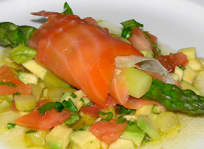 Gerookte zalm asperges en avocado